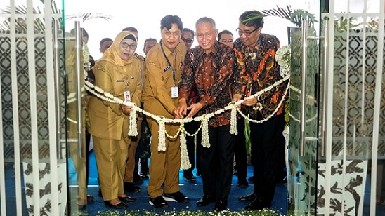 Peresmian Kantor Cabang Pembantu (KCP) Gombong dan Kantor Cabang Pembantu Syariah (KCPS) Gombong oleh Sekda Kabupaten Kebumen, Edi Rianto ST MT, Senin (22/9/2025).